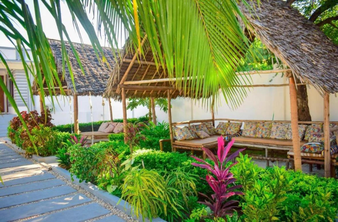 Tolo Tolo Resort Нунгві Екстер'єр фото
