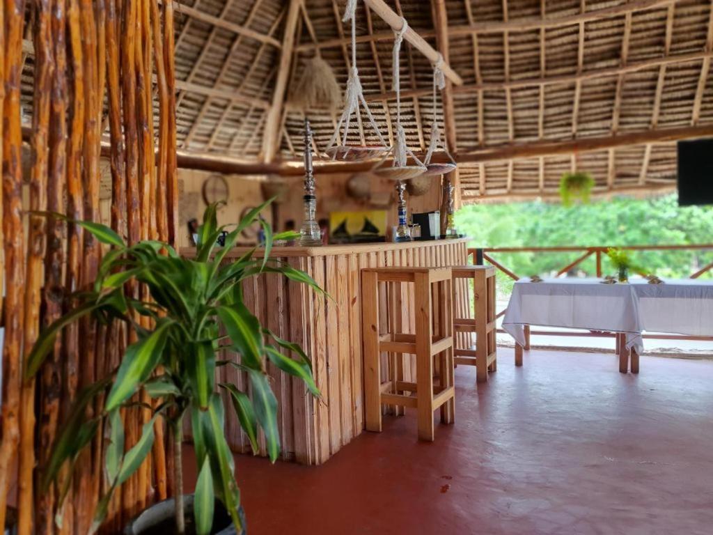 Tolo Tolo Resort Нунгві Екстер'єр фото