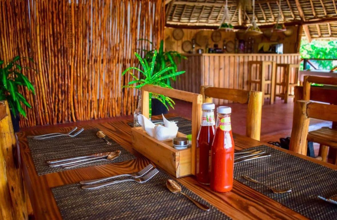 Tolo Tolo Resort Нунгві Екстер'єр фото